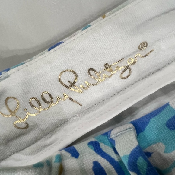 Lilly Pulitzer Callahan Shorts - Picture 3 of 5